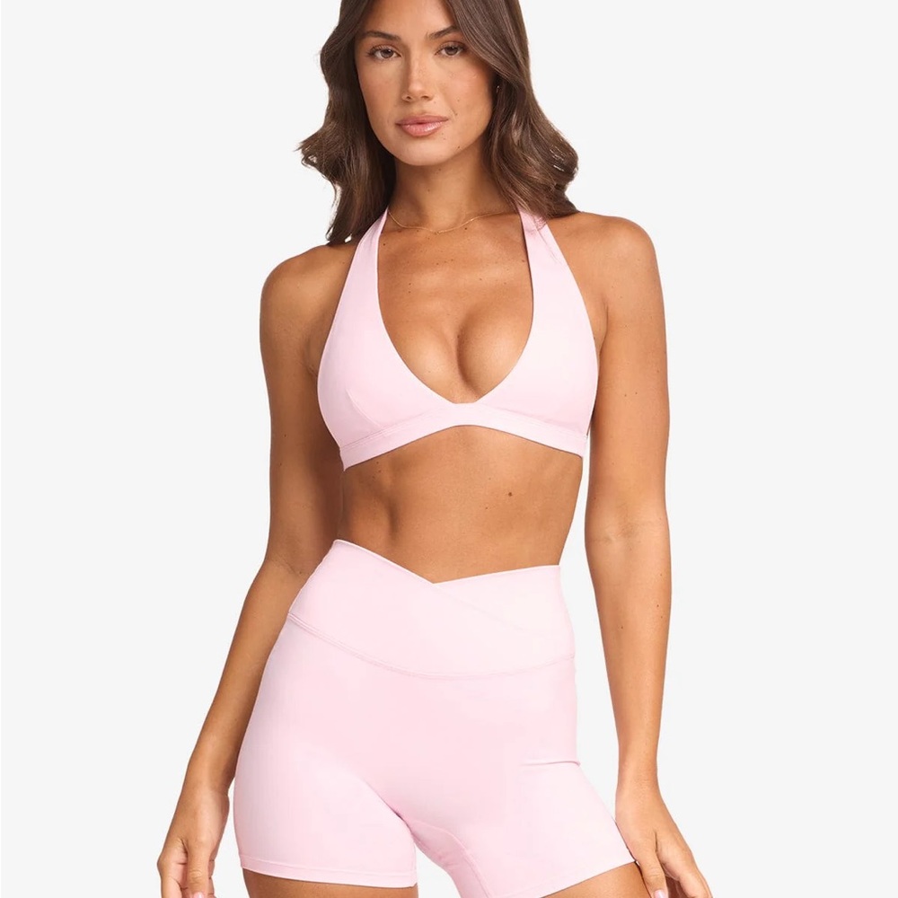 Crop Shop Boutique Halter sports bra (Fade Celine Crop) in blossom
